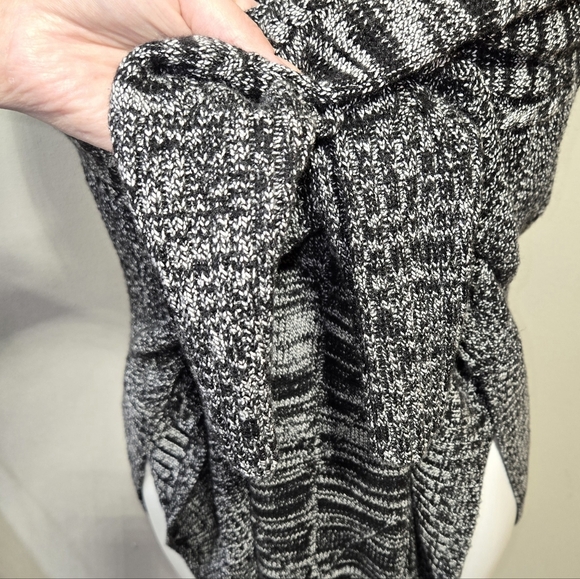 Athleta Cable Knit Gray Pull OverHooded Dolmen Long Sleeve Sweater Women's Size - Picture 5 of 6